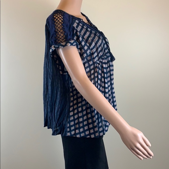 Free People navy and white lace-up blouse XS/S NWT - Picture 4 of 6